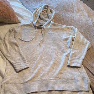 EUC XL Talbots Light Gray hooded Knit tunic Sweater